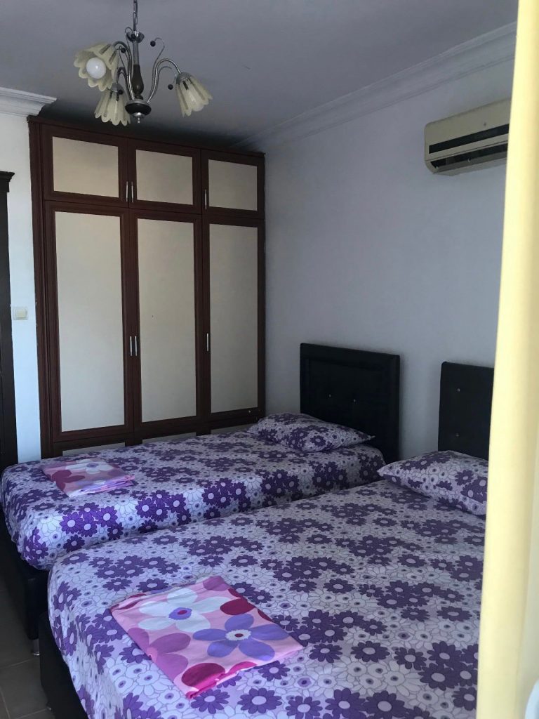 Denize sıfır 1.kat 1+1 daire