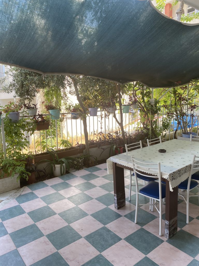 DENİZE SIFIR GİRİŞ KAT BAHÇELİ 2+1
